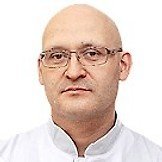 Врач Басловяк Максим Константинович