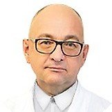 Врач Бутаков Владимир Федорович