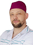 Врач Ронис Юрий Александрович