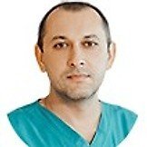 Врач Ваховский Артём Геннадьевич